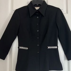 Never worn Vertigo Paris 3/4 sleeve black Blazer   Metallic silver logo Small